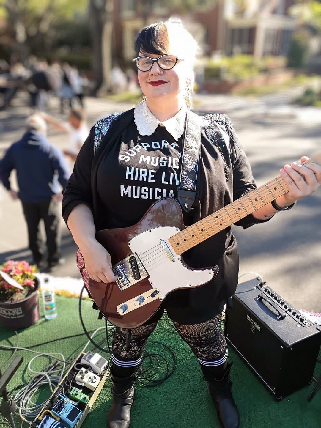 Delia Stanley (Solo) at Ironclad Golf & Beer Garden, Wilmington NC