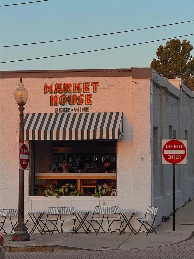 Market House Beer & Wine