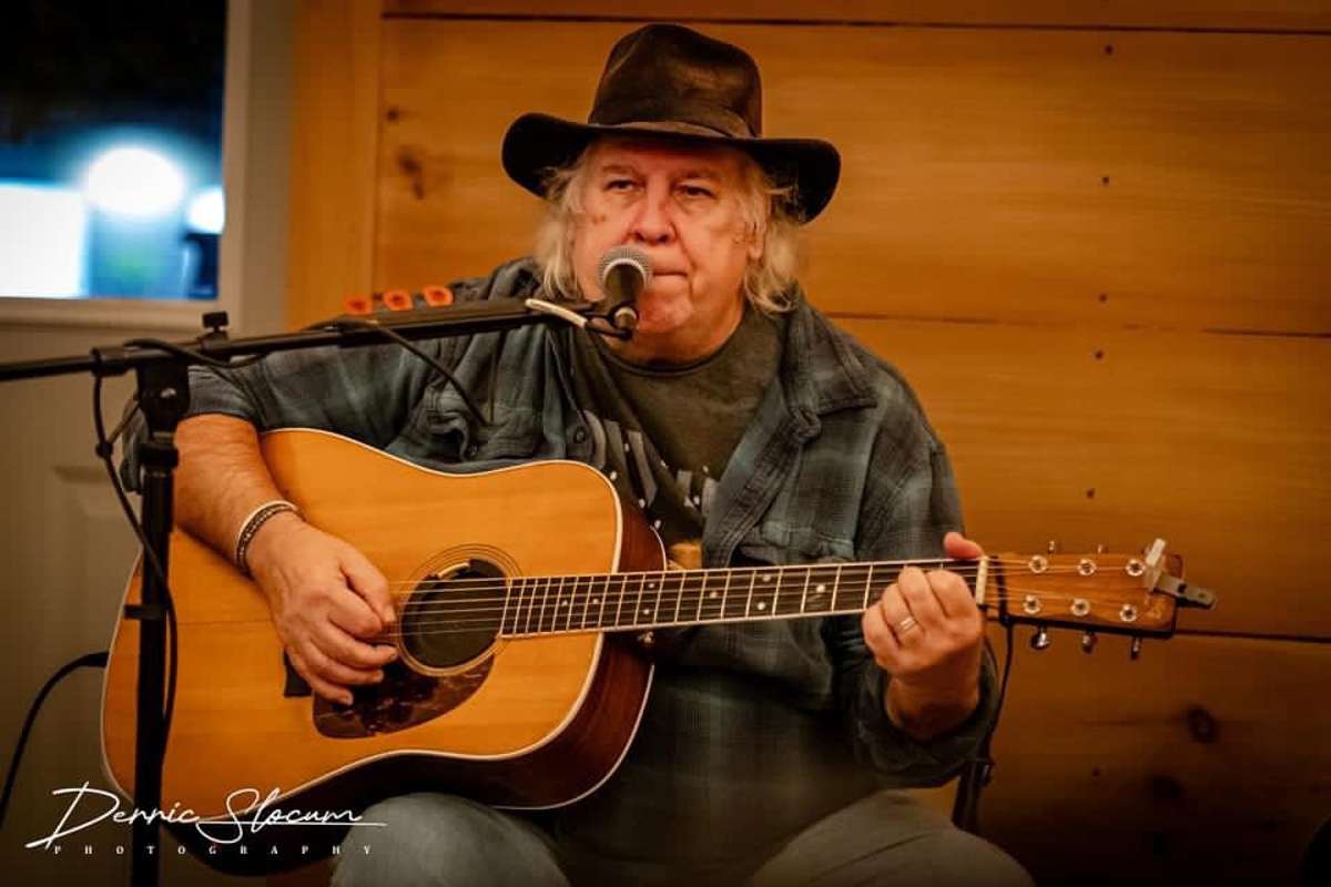 SHAKEY – Neil Young Tribute at Live at Ted's, Wilmington NC