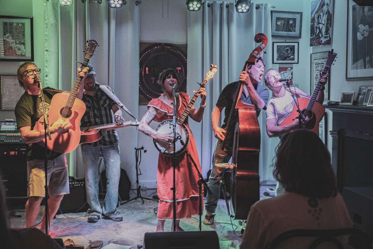 Les Fontanelles at Live at Ted's, Wilmington NC